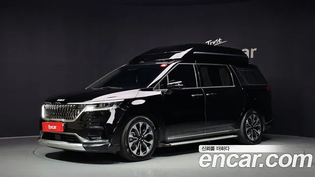 Kia Canival 2022 — photo 1