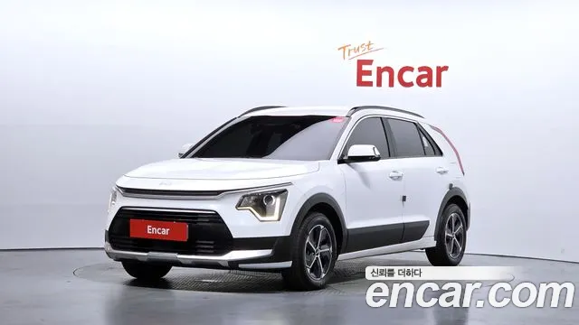 Kia Niro 2024 — photo 1