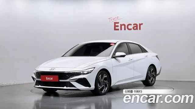 Hyundai AVANTE 2024 — photo 1