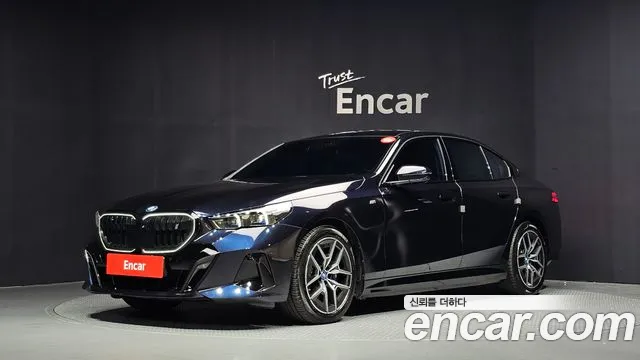 BMW i5 2024 — photo 1