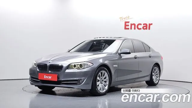 BMW 5-Series 2012 — photo 1