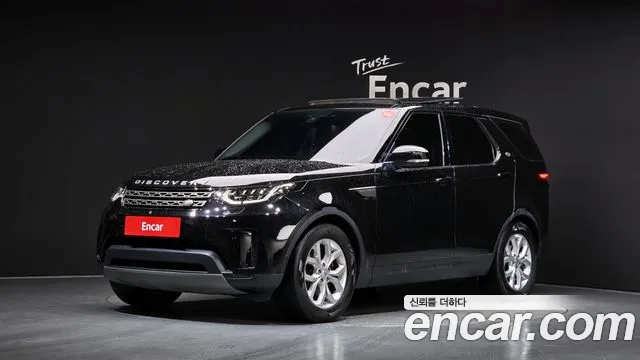 Land Rover Discovery 2019 — photo 1