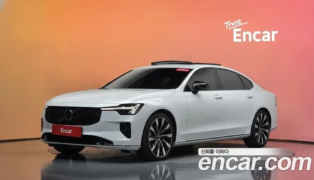 Volvo S90 2026 — photo 1