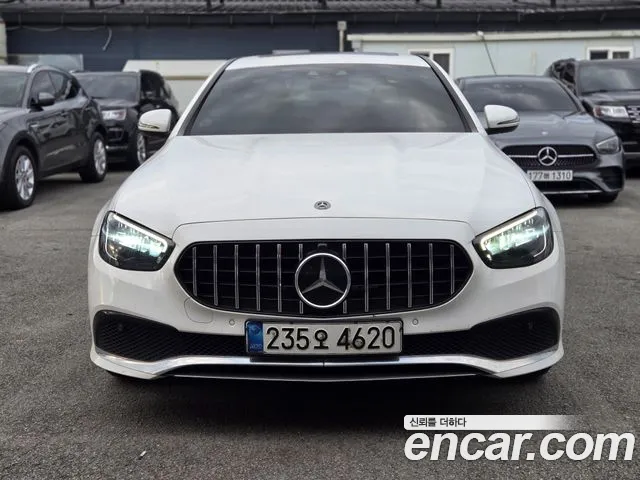Mercedes-Benz E-Class 2021 — photo 1
