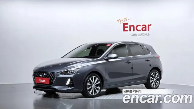 Hyundai i30 2018 — photo 1