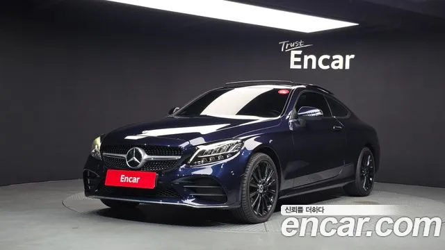Mercedes-Benz C-Class 2019 — photo 1