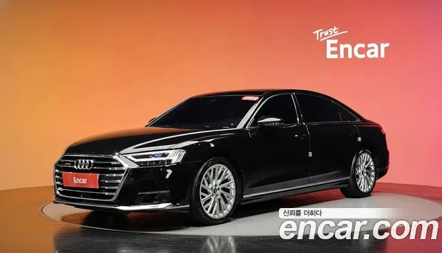 Audi A8 2021 — photo 1