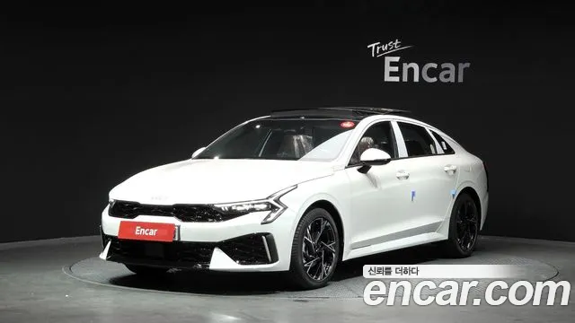 Kia K5 2027 — photo 1