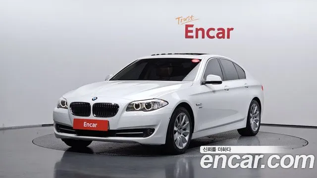 BMW 5-Series 2012 — photo 1