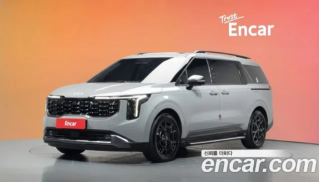 Kia Canival 2025 — photo 1