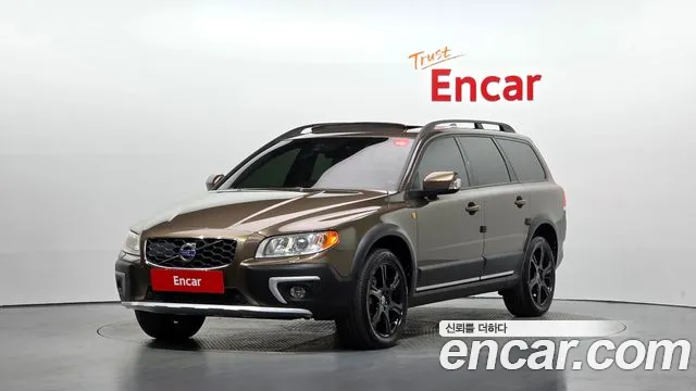 Volvo XC70 2014 — photo 1