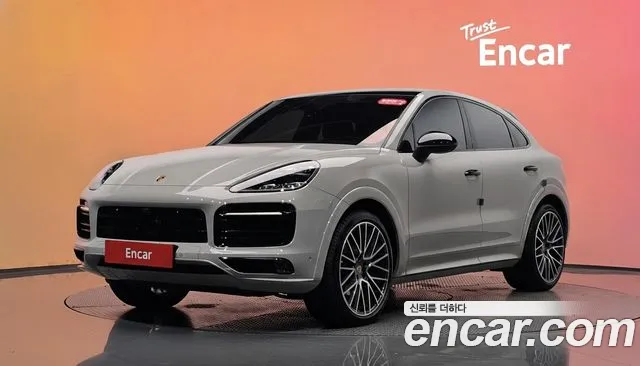 Porsche Cayenne 2023 — photo 1