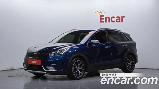 Kia Niro 2018 — photo 1