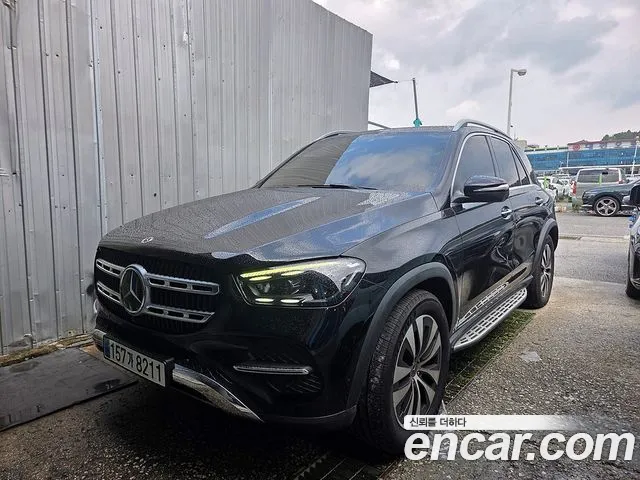 Mercedes-Benz GLE-Class 2024 — photo 1