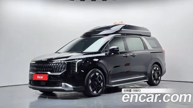Kia Canival 2025 — photo 1