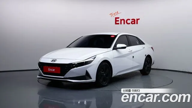 Hyundai AVANTE 2023 — photo 1