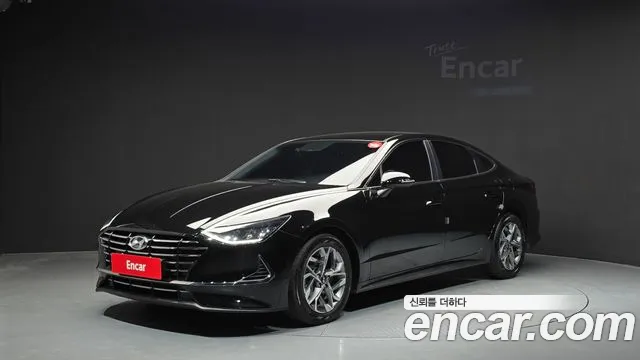 Hyundai Sonata 2022 — photo 1