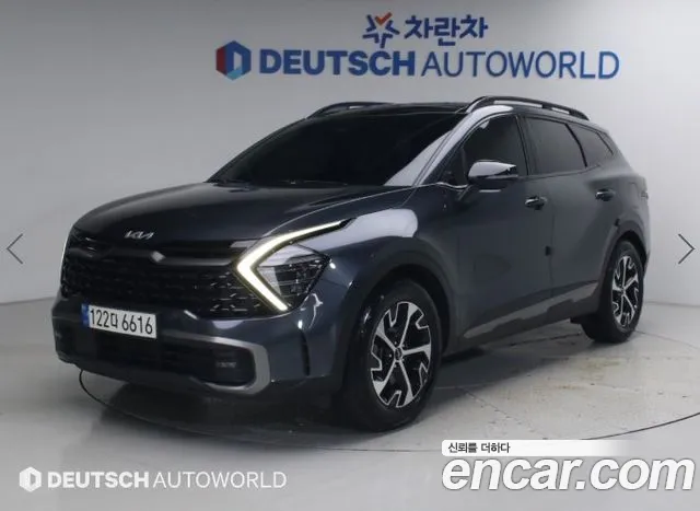 Kia Sportage 2023 — photo 1