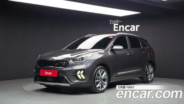 Kia Niro 2020 — photo 1