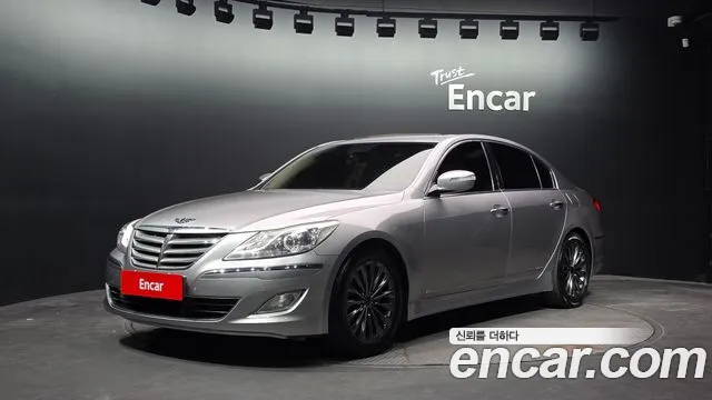 Hyundai Genesis 2013 — photo 1