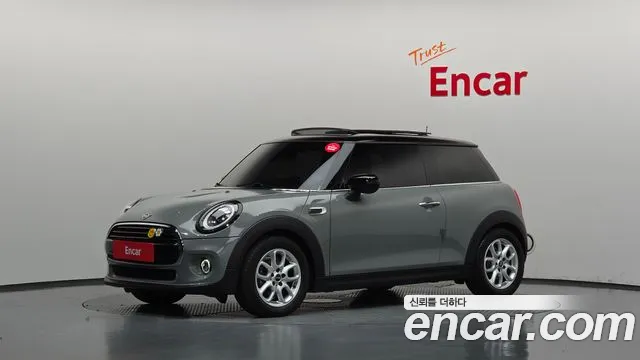 Mini Cooper 2021 — photo 1