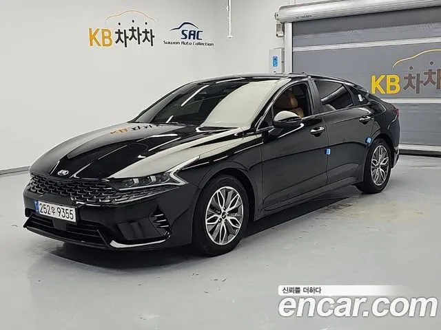 Kia K5 2021 — photo 1
