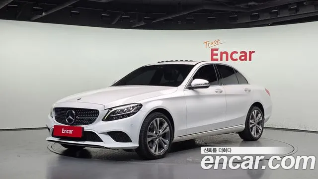 Mercedes-Benz C-Class 2019 — photo 1