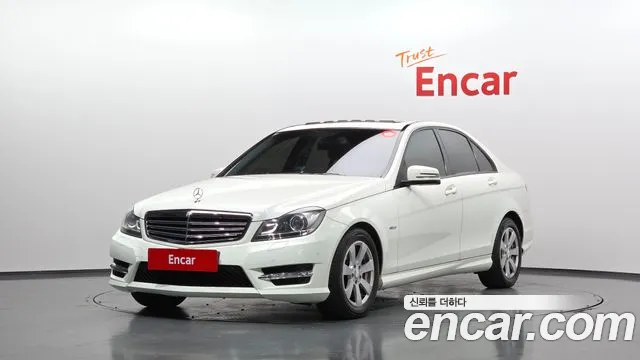 Mercedes-Benz C-Class 2012 — photo 1