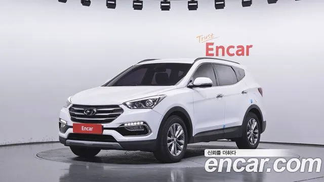 Hyundai Santafe 2018 — photo 1