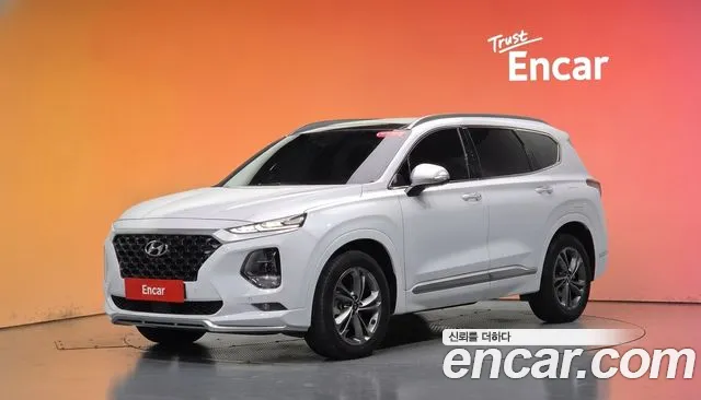 Hyundai Santafe 2019 — photo 1