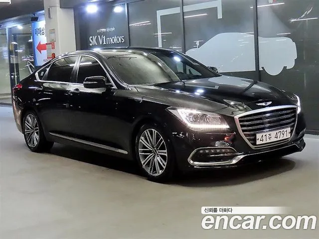 Genesis G80 2017 — photo 1
