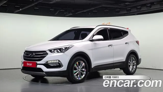 Hyundai Santafe 2017 — photo 1