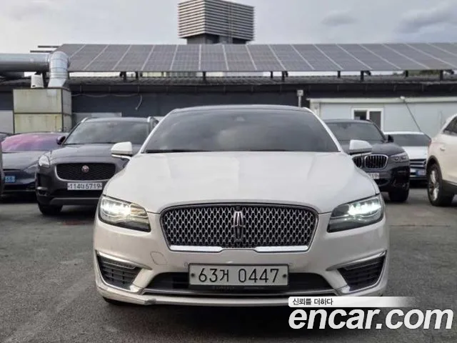 Lincoln MKZ 2017 — photo 1