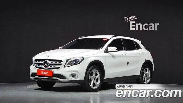 Mercedes-Benz GLA-Class 2019 — photo 1