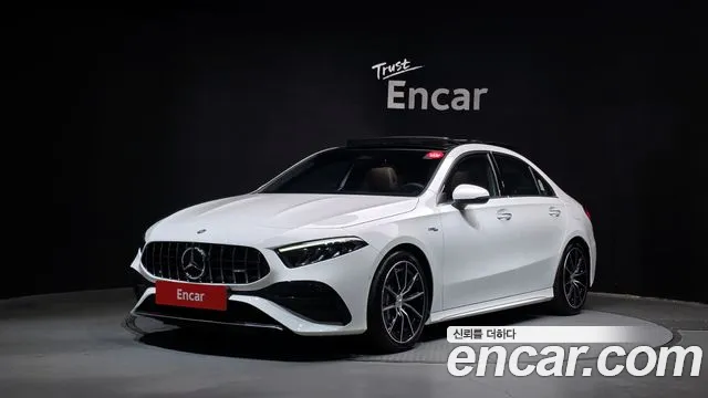 Mercedes-Benz A-Class 2024 — photo 1