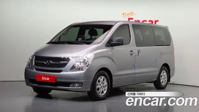 Hyundai Starex 2012 — photo 1