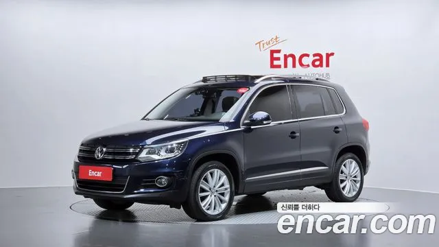 Volkswagen Tiguan 2012 — photo 1