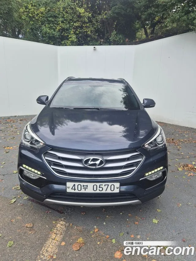 Hyundai Santafe 2016 — photo 1