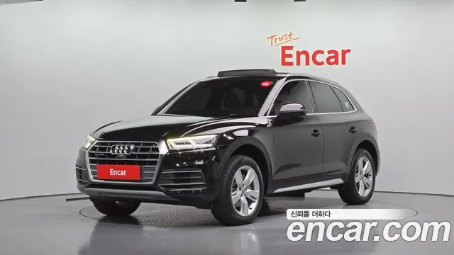 Audi Q5 2020 — photo 1