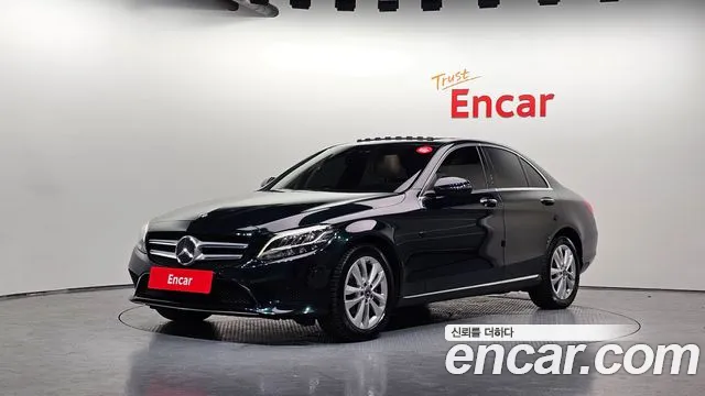 Mercedes-Benz C-Class 2019 — photo 1