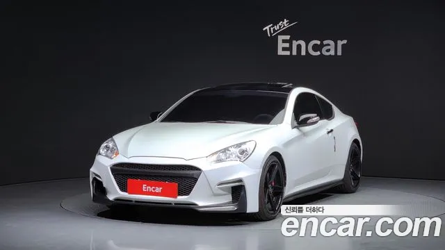 Hyundai Genesis 2010 — photo 1