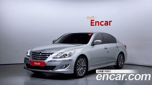 Hyundai Genesis 2013 — photo 1