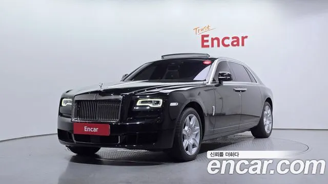 Rolls-Royce Ghost 2020 — photo 1