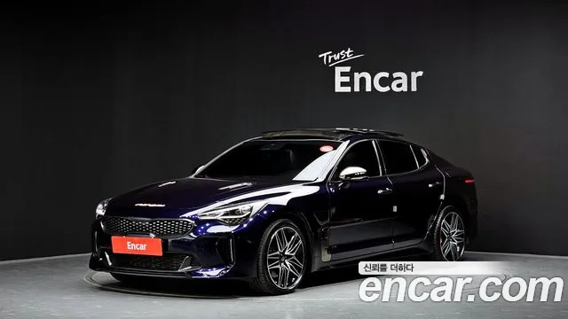 Kia Stinger 2022 — photo 1