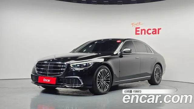 Mercedes-Benz S-Class 2024 — photo 1