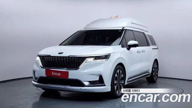 Kia Canival 2021 — photo 1