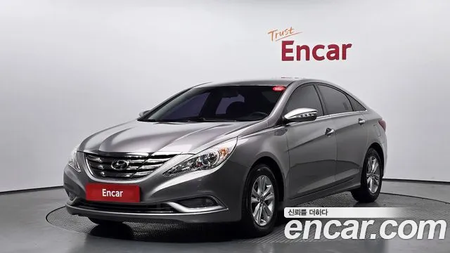 Hyundai Sonata 2010 — photo 1
