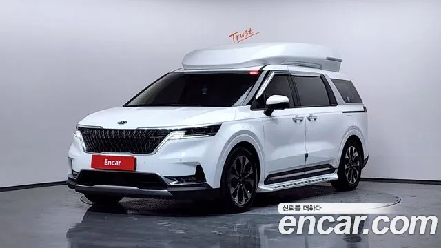 Kia Canival 2021 — photo 1