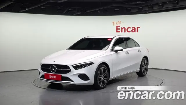 Mercedes-Benz A-Class 2024 — photo 1