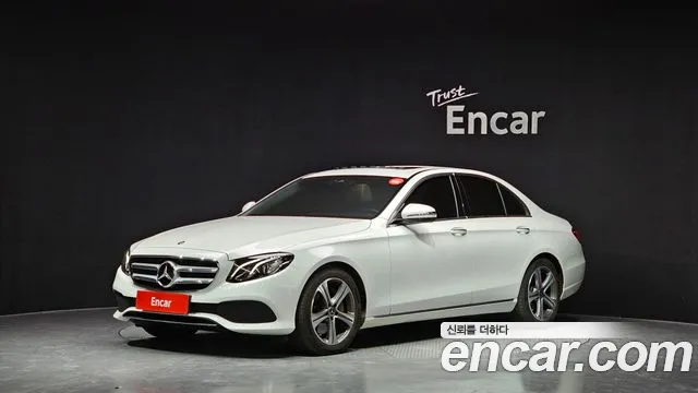Mercedes-Benz E-Class 2019 — photo 1